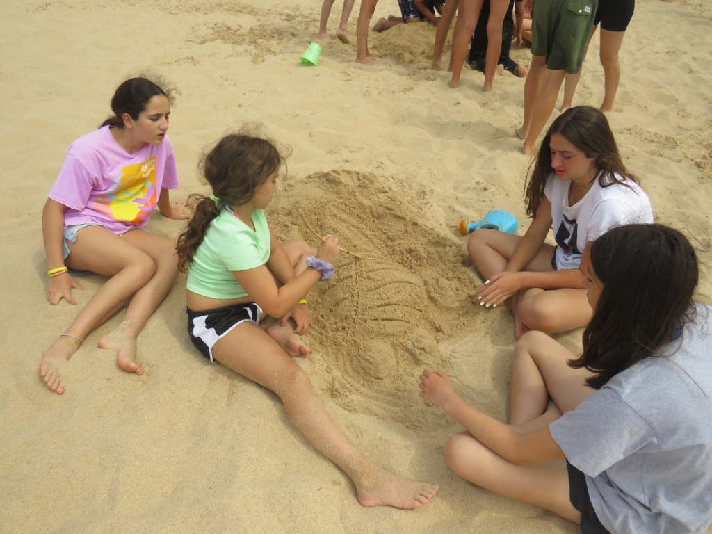 Village Camps International Summer Camp Santa Cruz, Portugal 2025-07-25 https://www.villagecamps.com/journals_admin/images/2470-9229-IMG_3883.jpg