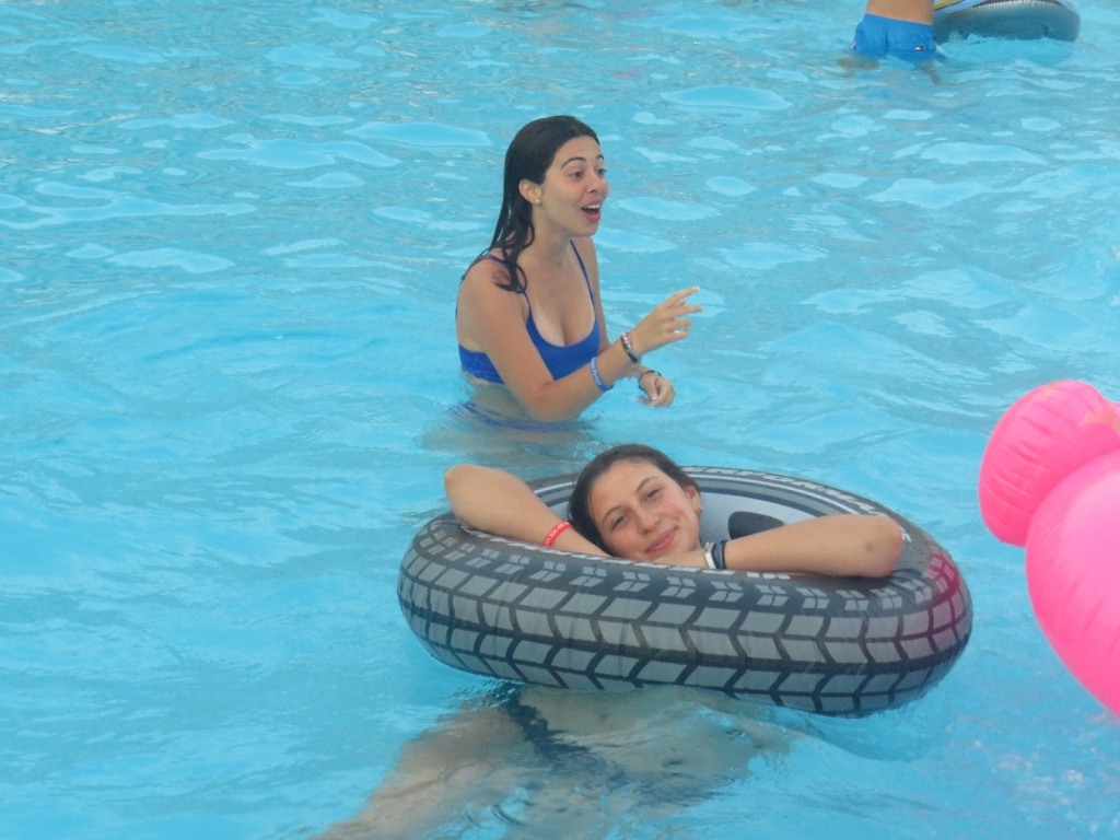 Village Camps International Summer Camp Santa Cruz, Portugal 2025-07-25 https://www.villagecamps.com/journals_admin/images/2471-8633-IMG_4143.jpg