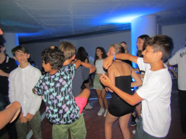 Village Camps International Summer Camp Santa Cruz, Portugal 2025-07-25 https://www.villagecamps.com/journals_admin/images/2473-4893-IMG_2574.jpg
