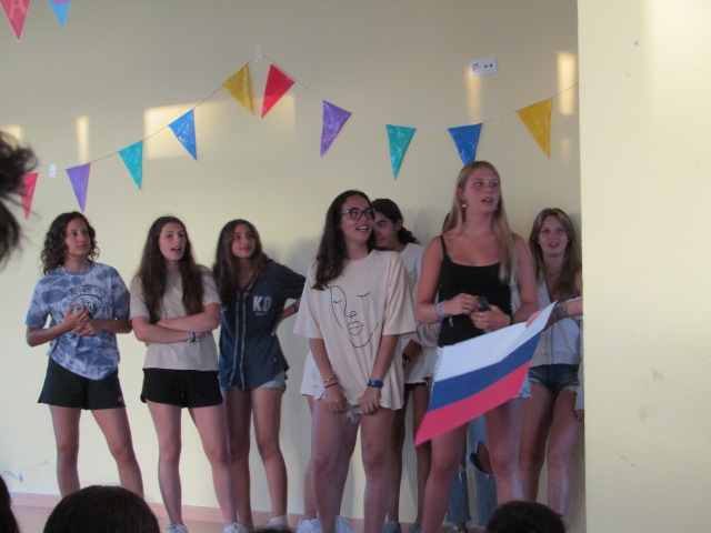 Village Camps International Summer Camp Santa Cruz, Portugal 2025-07-25 https://www.villagecamps.com/journals_admin/images/2510-9562-IMG_4039.jpg