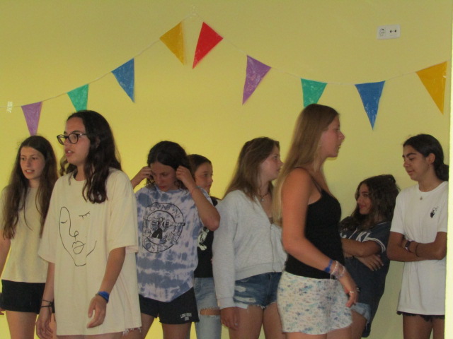 Village Camps International Summer Camp Santa Cruz, Portugal 2025-07-25 https://www.villagecamps.com/journals_admin/images/2510-9566-IMG_4042.jpg