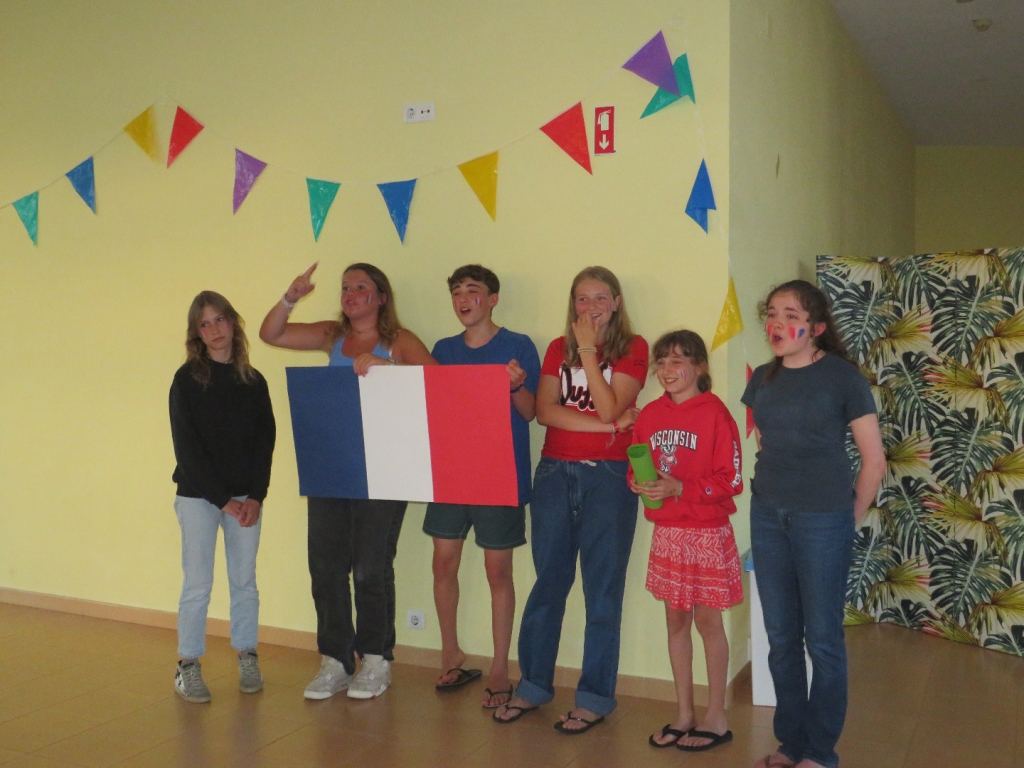 Village Camps International Summer Camp Santa Cruz, Portugal 2025-07-25 https://www.villagecamps.com/journals_admin/images/2510-9752-IMG_5398.jpg