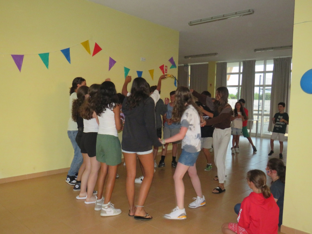 Village Camps International Summer Camp Santa Cruz, Portugal 2025-07-25 https://www.villagecamps.com/journals_admin/images/2510-9778-IMG_5410.jpg