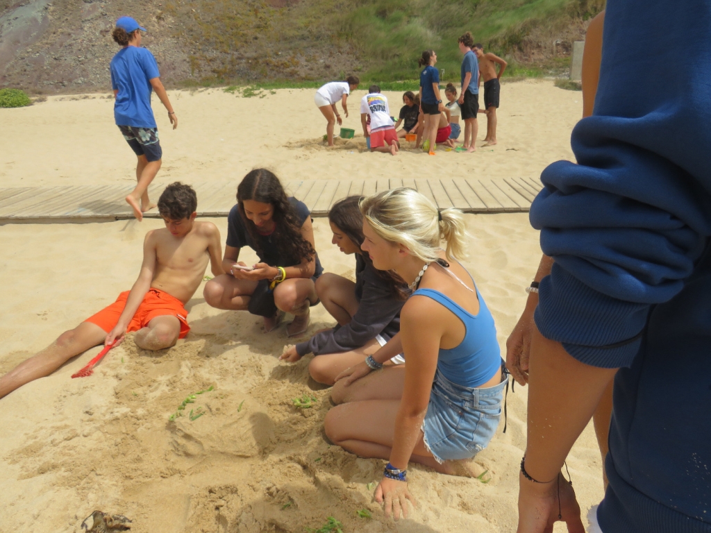 Village Camps International Summer Camp Santa Cruz, Portugal 2025-07-25 https://www.villagecamps.com/journals_admin/images/2529-0258-IMG_6040.jpg
