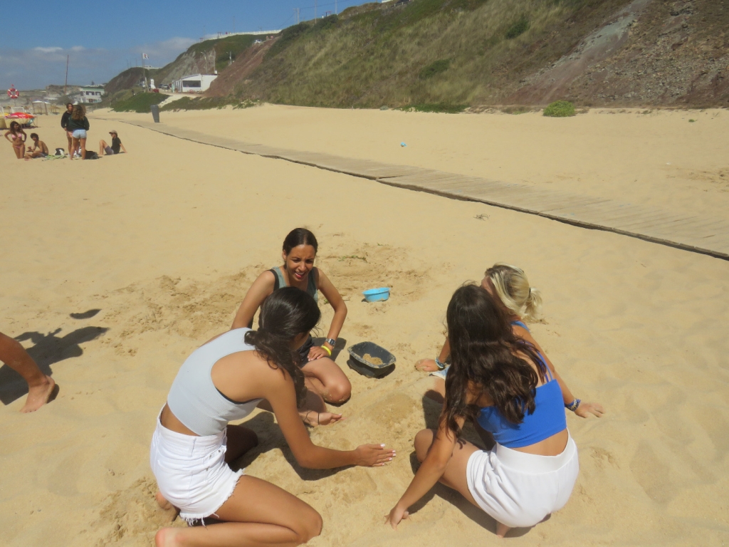 Village Camps International Summer Camp Santa Cruz, Portugal 2025-07-25 https://www.villagecamps.com/journals_admin/images/2529-0260-IMG_6089.jpg