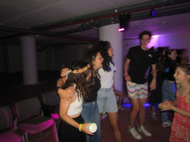 Village Camps International Summer Camp Santa Cruz, Portugal 2025-07-25 https://www.villagecamps.com/journals_admin/images/2531-3675-IMG_0786.jpg Village Camps International Summer Camp Santa Cruz, Portugal 2025-07-25 https://www.villagecamps.com/journals_admin/images/2531-3675-IMG_0786.jpg