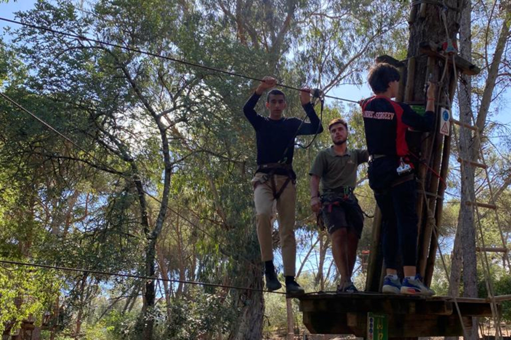 Village Camps International Summer Camp Santa Cruz, Portugal 2025-07-25 https://www.villagecamps.com/journals_admin/images/2556-8718-128.jpg