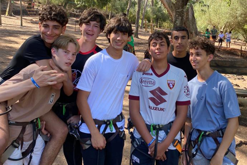 Village Camps International Summer Camp Santa Cruz, Portugal 2025-07-25 https://www.villagecamps.com/journals_admin/images/2556-8731-142.jpg