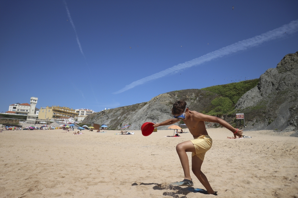 Village Camps International Summer Camp Santa Cruz, Portugal 2025-07-25 https://www.villagecamps.com/journals_admin/images/2557-0998-IMG_2030.jpg