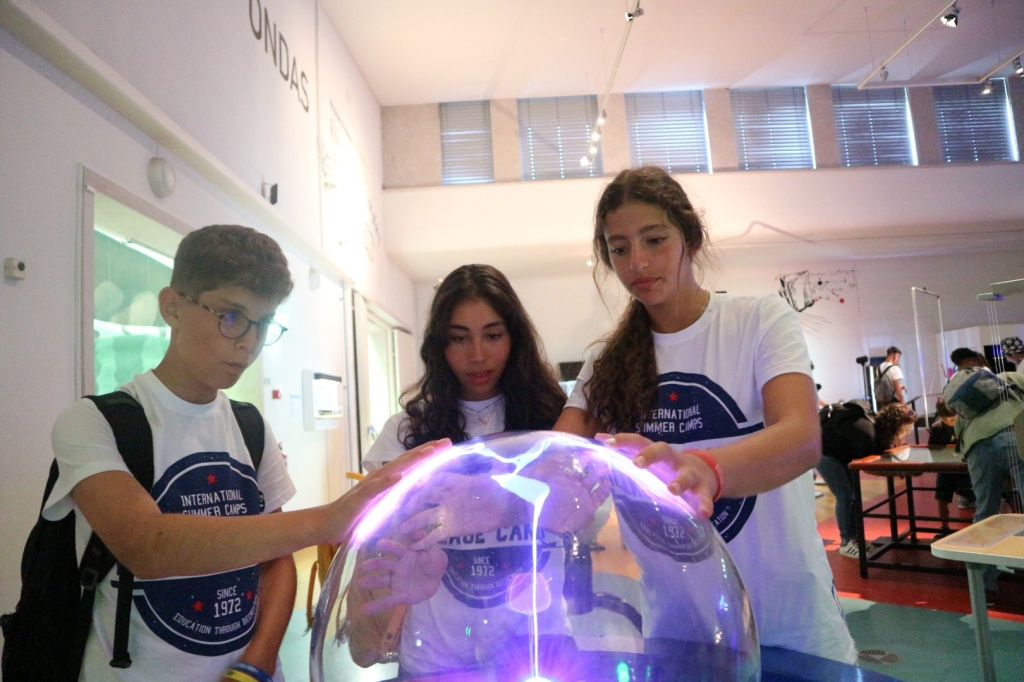 Village Camps International Summer Camp Santa Cruz, Portugal 2025-07-25 https://www.villagecamps.com/journals_admin/images/2558-9498-IMG_2436.jpg