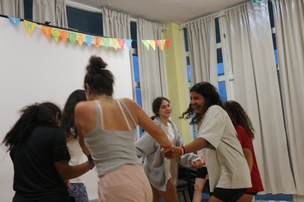 Village Camps International Summer Camp Santa Cruz, Portugal 2025-07-25 https://www.villagecamps.com/journals_admin/images/2561-6719-IMG_4117.jpg