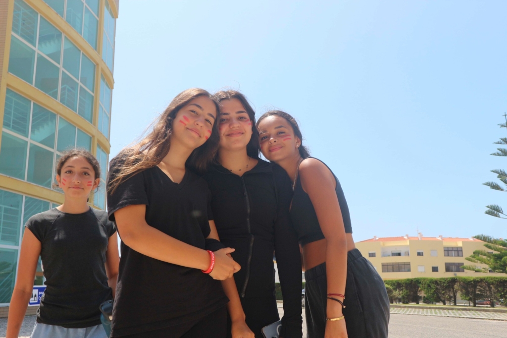 Village Camps International Summer Camp Santa Cruz, Portugal 2025-07-25 https://www.villagecamps.com/journals_admin/images/2672-0749-1278.jpg