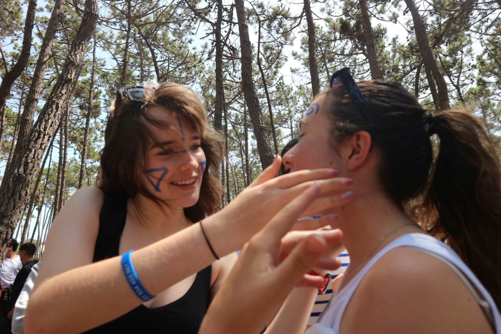 Village Camps International Summer Camp Santa Cruz, Portugal 2025-07-25 https://www.villagecamps.com/journals_admin/images/2672-0759-1289.jpg