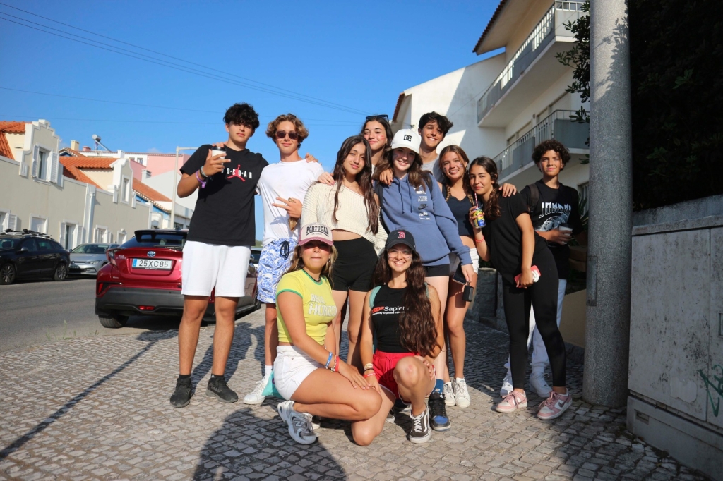 Village Camps International Summer Camp Santa Cruz, Portugal 2025-07-25 https://www.villagecamps.com/journals_admin/images/2672-0814-12140.jpg