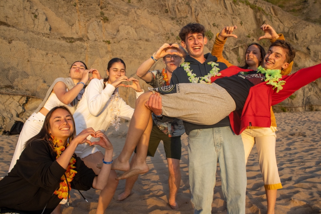 Village Camps International Summer Camp Santa Cruz, Portugal 2025-07-25 https://www.villagecamps.com/journals_admin/images/2699-2904-VC_Portugal_07-05-61.jpg