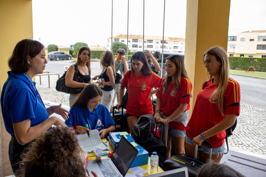 Village Camps International Summer Camp Santa Cruz, Portugal 2025-07-25 https://www.villagecamps.com/journals_admin/images/2750-5145-VC_2024_07_14-18.jpg