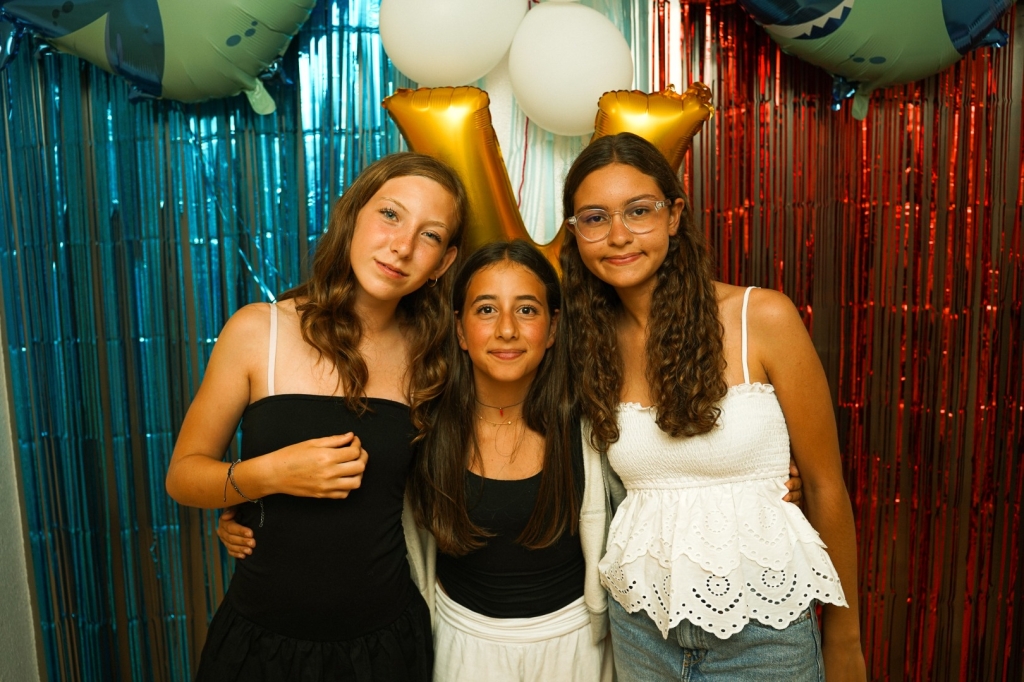 Village Camps International Summer Camp Santa Cruz, Portugal 2025-07-25 https://www.villagecamps.com/journals_admin/images/2889-5145-DSC07650.jpg