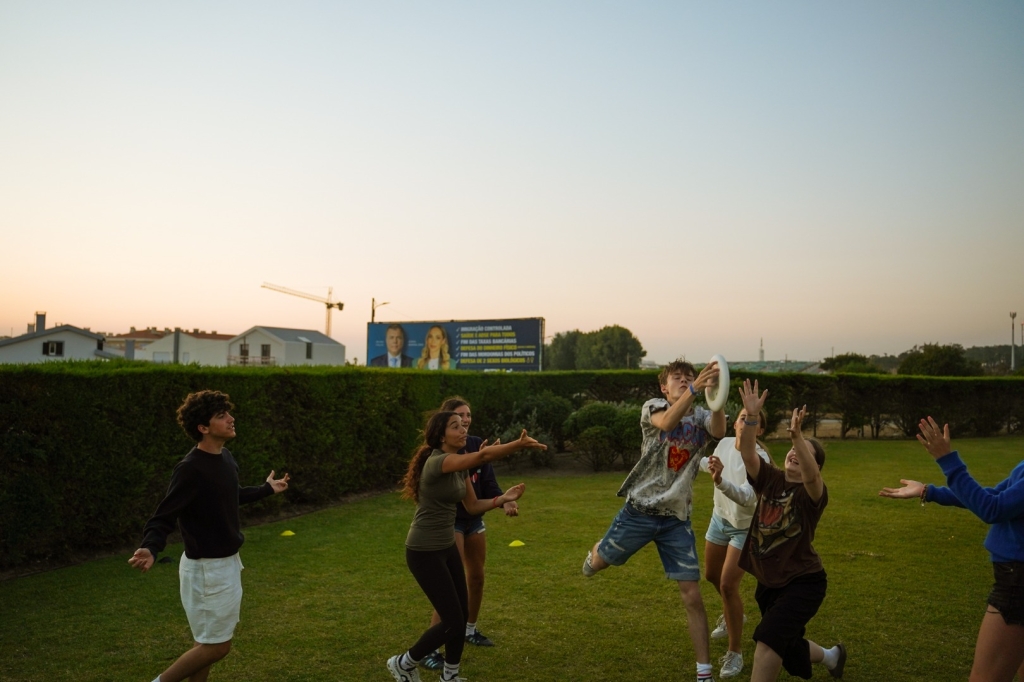 Village Camps International Summer Camp Santa Cruz, Portugal 2025-07-25 https://www.villagecamps.com/journals_admin/images/2892-4013-DSC08175.jpg