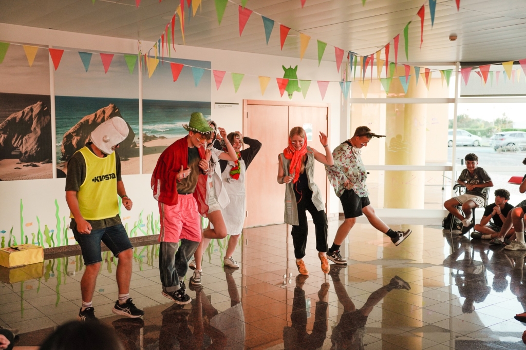 Village Camps International Summer Camp Santa Cruz, Portugal 2025-07-25 https://www.villagecamps.com/journals_admin/images/2896-8309-DSC09057.jpg