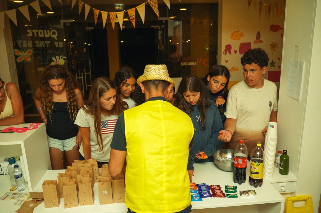 Village Camps International Summer Camp Santa Cruz, Portugal 2025-07-25 https://www.villagecamps.com/journals_admin/images/2897-8119-DSC09279.jpg