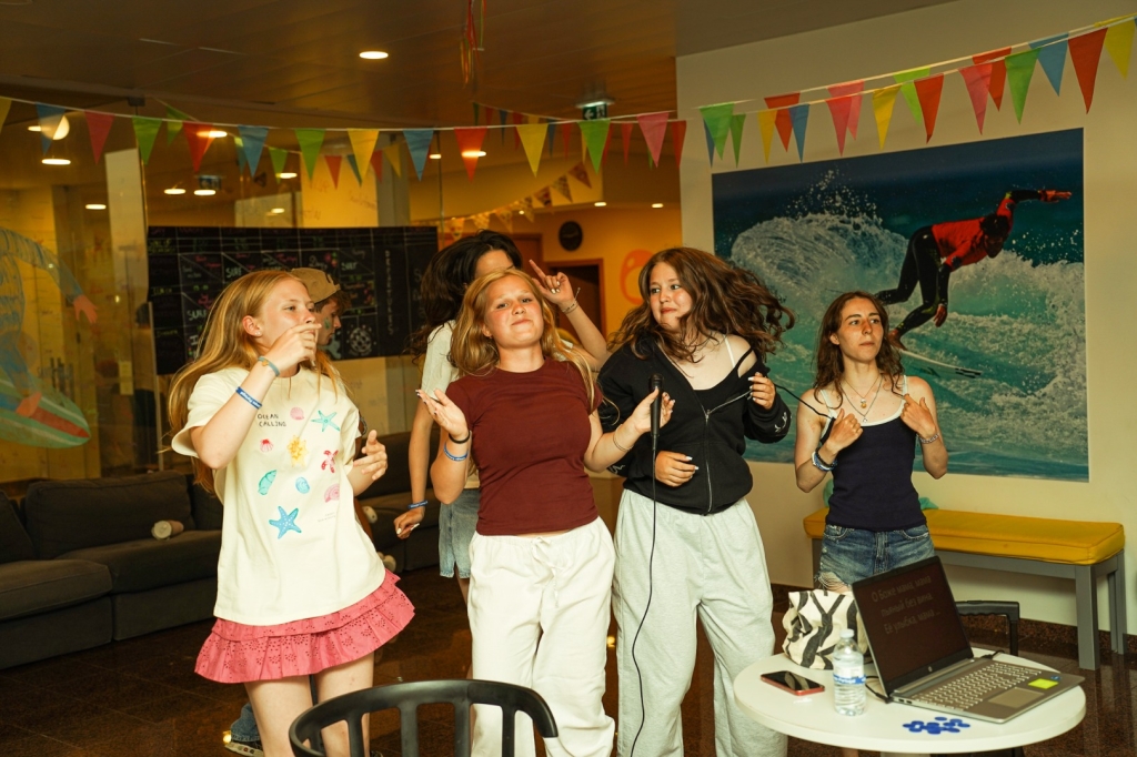 Village Camps International Summer Camp Santa Cruz, Portugal 2025-07-25 https://www.villagecamps.com/journals_admin/images/2897-8120-DSC09249.jpg