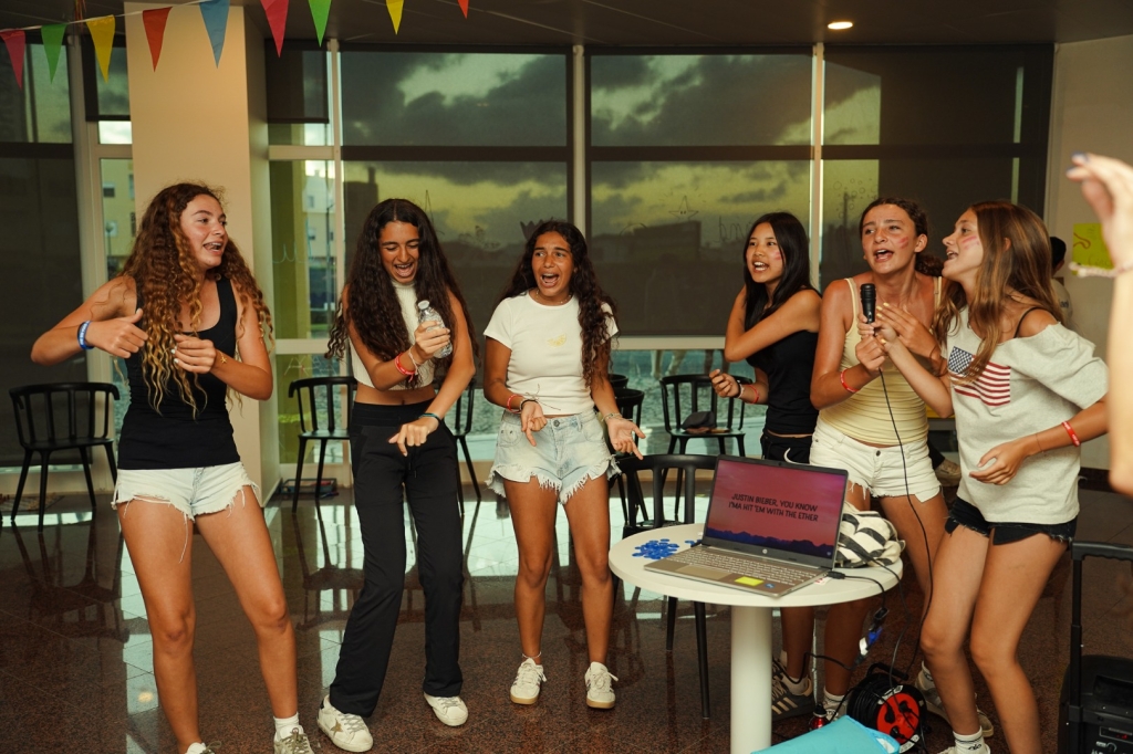 Village Camps International Summer Camp Santa Cruz, Portugal 2025-07-25 https://www.villagecamps.com/journals_admin/images/2897-8121-DSC09226.jpg