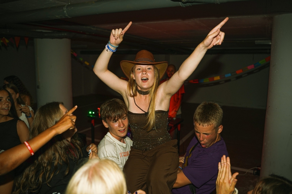 Village Camps International Summer Camp Santa Cruz, Portugal 2025-07-25 https://www.villagecamps.com/journals_admin/images/2902-5797-DSC00049.jpg