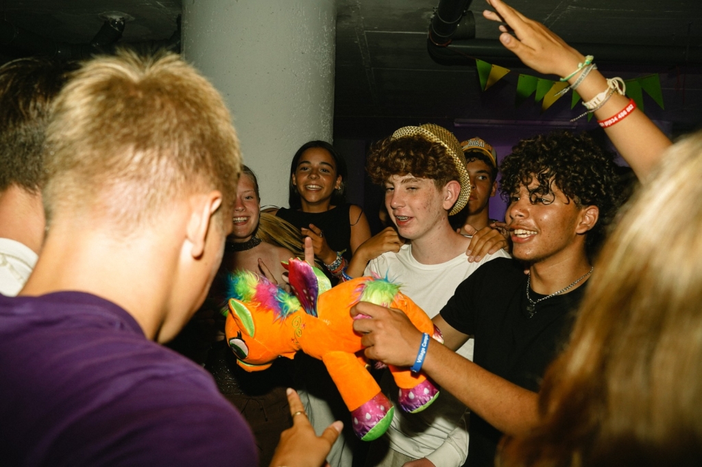 Village Camps International Summer Camp Santa Cruz, Portugal 2025-07-25 https://www.villagecamps.com/journals_admin/images/2902-5799-DSC00106.jpg
