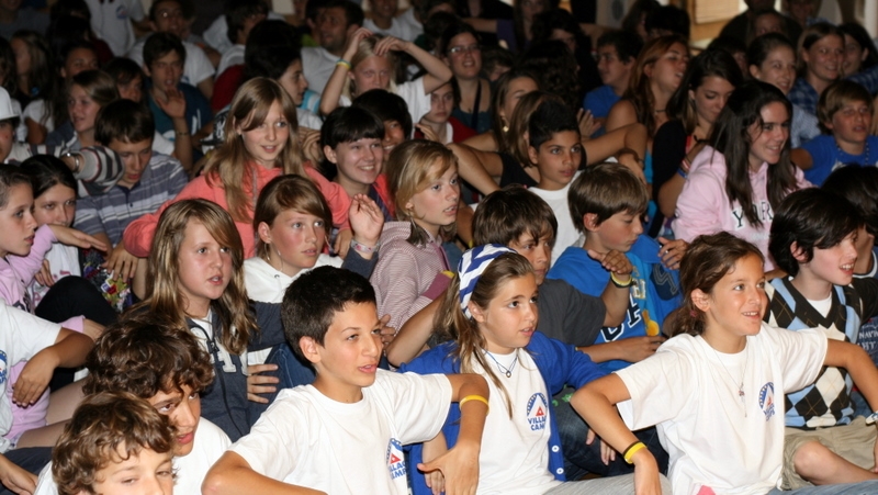 Village Camps International Summer Camp England 2024-07-27 https://www.villagecamps.com/journals_admin/images/100-34-IMG_7381.jpg