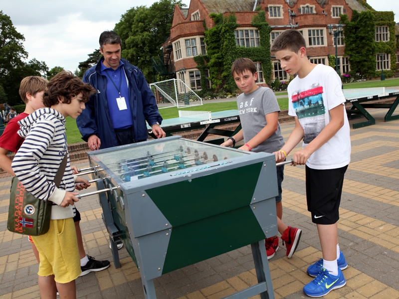 Village Camps International Summer Camp England 2024-07-27 https://www.villagecamps.com/journals_admin/images/1041-42-290614-021.jpg