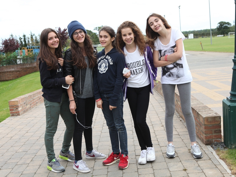 Village Camps International Summer Camp England 2024-07-27 https://www.villagecamps.com/journals_admin/images/1041-42-290614-032.jpg