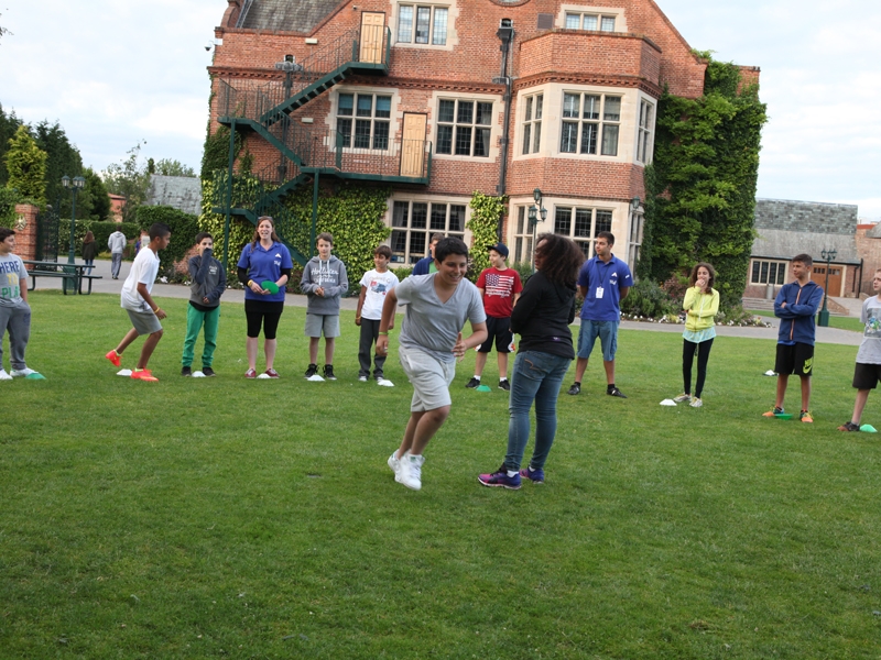 Village Camps International Summer Camp England 2024-07-27 https://www.villagecamps.com/journals_admin/images/1041-42-290614-055.jpg