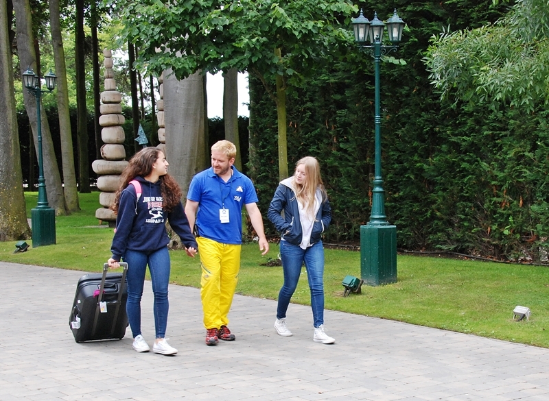 Village Camps International Summer Camp England 2024-07-27 https://www.villagecamps.com/journals_admin/images/1041-42-9.9.7.jpg