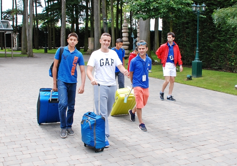Village Camps International Summer Camp England 2024-07-27 https://www.villagecamps.com/journals_admin/images/1041-42-9.9.9.jpg