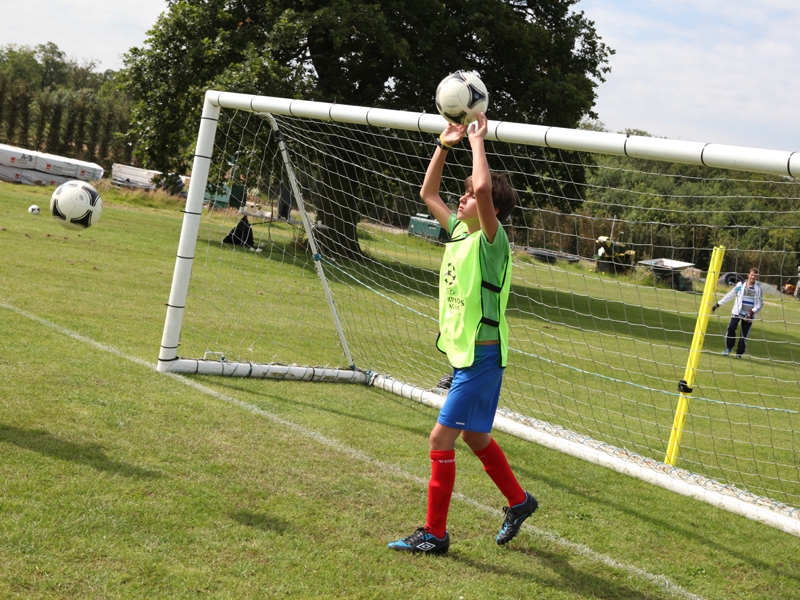 Village Camps International Summer Camp England 2024-07-27 https://www.villagecamps.com/journals_admin/images/1043-31-010714-017.jpg