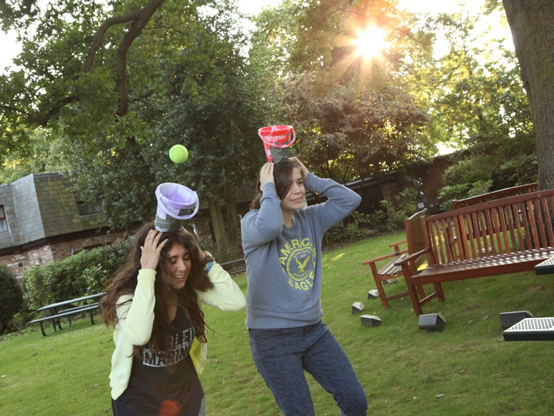 Village Camps International Summer Camp England 2024-07-27 https://www.villagecamps.com/journals_admin/images/1043-45-010714-061.jpg