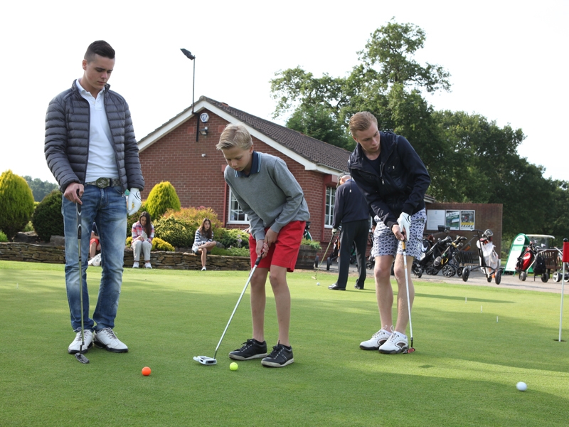 Village Camps International Summer Camp England 2024-07-27 https://www.villagecamps.com/journals_admin/images/1044-3-020714-007.jpg