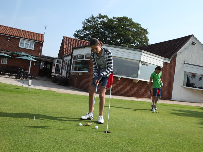 Village Camps International Summer Camp England 2024-07-27 https://www.villagecamps.com/journals_admin/images/1044-3-020714-017.jpg