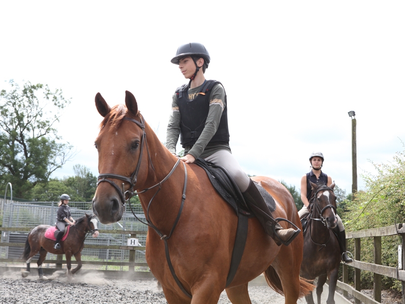 Village Camps International Summer Camp England 2024-07-27 https://www.villagecamps.com/journals_admin/images/1046-2-040714-028.jpg