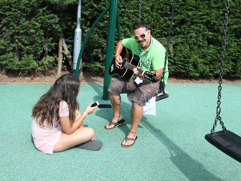 Village Camps International Summer Camp England 2024-07-27 https://www.villagecamps.com/journals_admin/images/1048-34-060714-033.jpg