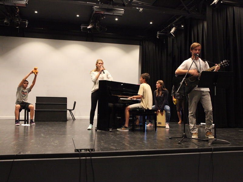 Village Camps International Summer Camp England 2024-07-27 https://www.villagecamps.com/journals_admin/images/1048-45-060714-072.jpg