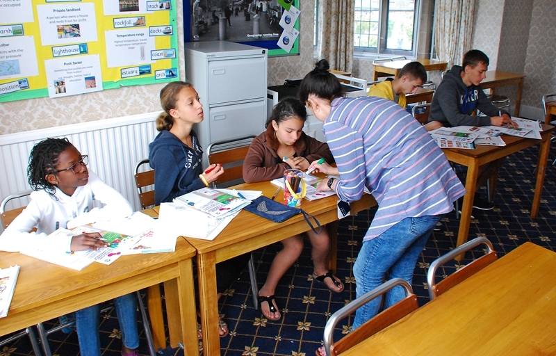Village Camps International Summer Camp England 2024-07-27 https://www.villagecamps.com/journals_admin/images/1051-27-DSC_3173.jpg
