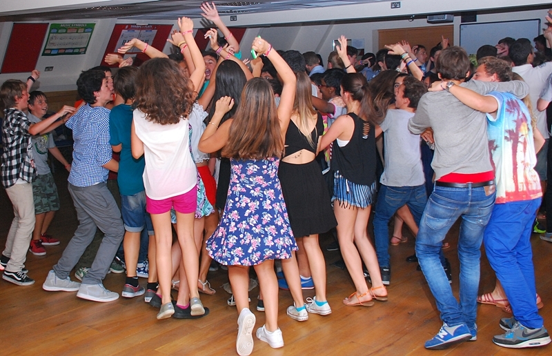 Village Camps International Summer Camp England 2024-07-27 https://www.villagecamps.com/journals_admin/images/1053-17-DSC_4161.jpg