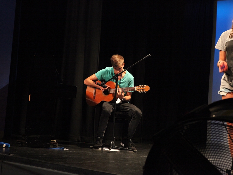 Village Camps International Summer Camp England 2024-07-27 https://www.villagecamps.com/journals_admin/images/1053-7-110714-022.jpg