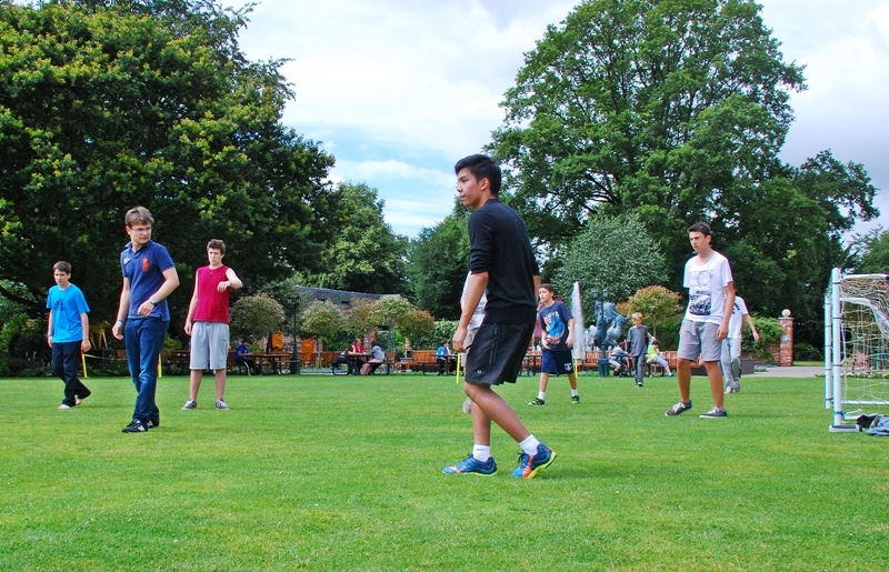 Village Camps International Summer Camp England 2024-07-27 https://www.villagecamps.com/journals_admin/images/1055-23-1.jpg