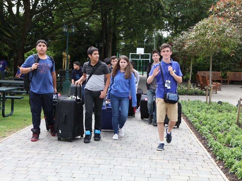 Village Camps International Summer Camp England 2024-07-27 https://www.villagecamps.com/journals_admin/images/1055-42-130714-030.jpg