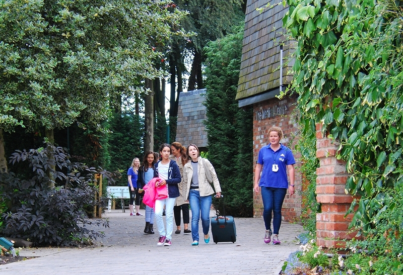 Village Camps International Summer Camp England 2024-07-27 https://www.villagecamps.com/journals_admin/images/1055-42-DSC_4197.jpg