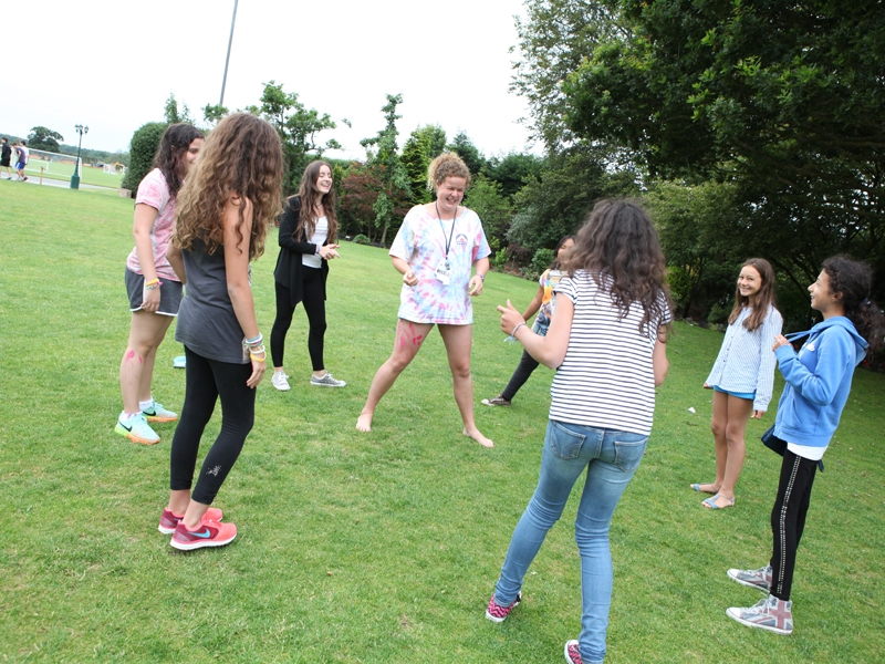 Village Camps International Summer Camp England 2024-07-27 https://www.villagecamps.com/journals_admin/images/1056-11-140714-034.jpg