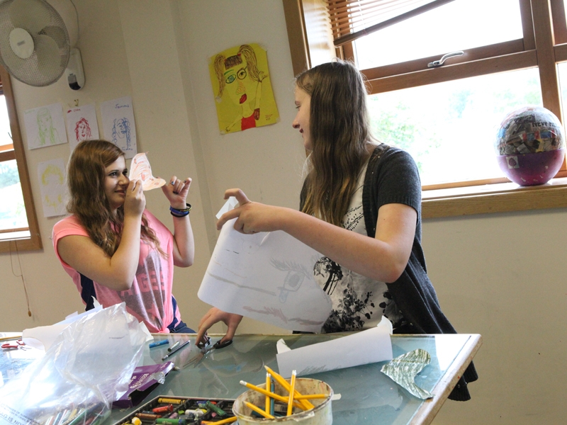 Village Camps International Summer Camp England 2024-07-27 https://www.villagecamps.com/journals_admin/images/1056-6-140714-001.jpg