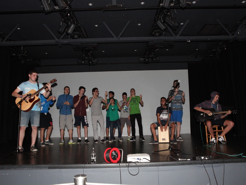 Village Camps International Summer Camp England 2024-07-27 https://www.villagecamps.com/journals_admin/images/1062-45-200714-031.jpg